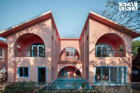 StayVista at Baia Alondra with Pool, BBQ, Balcony